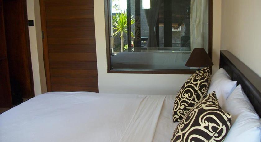 Putra'Lebah Amed Guest House Pokój zdjęcie