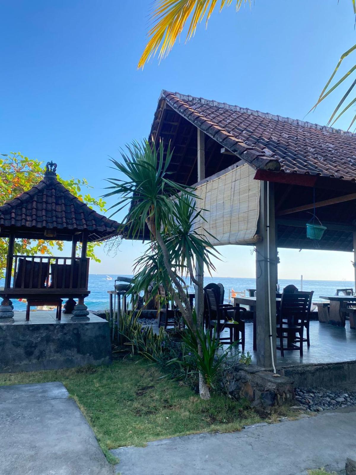 Putra'Lebah Amed Guest House Zewnętrze zdjęcie