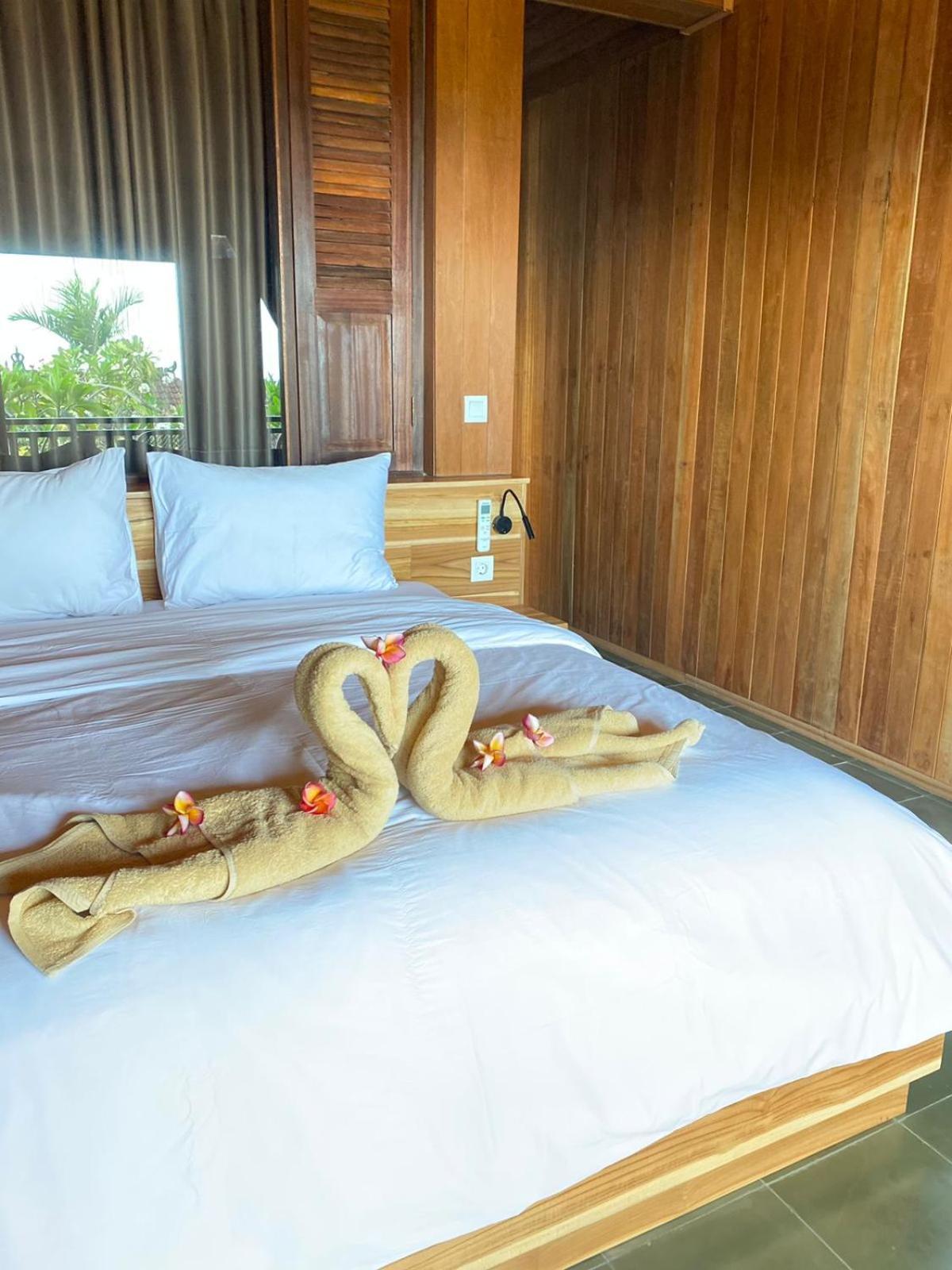 Putra'Lebah Amed Guest House Zewnętrze zdjęcie