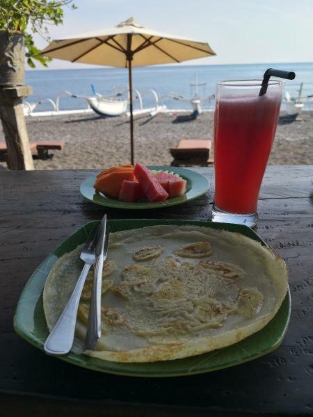 Putra'Lebah Amed Guest House Zewnętrze zdjęcie